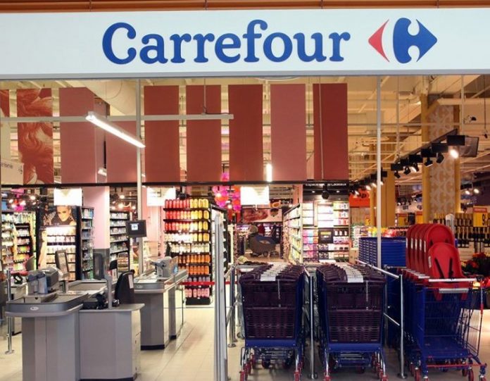 Recrutement massif du personnel au super marché Carrefour