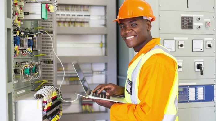 Offre d'emploi: électrotechnicien
