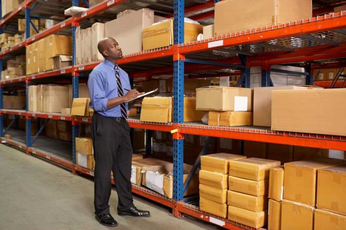 La société GULFEX LTD, une entreprise spécialisée dans le Transit, Messagerie et Transport recrute un Superviseur Logistique .