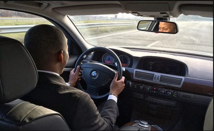Avis de recrutement: 02 chauffeurs