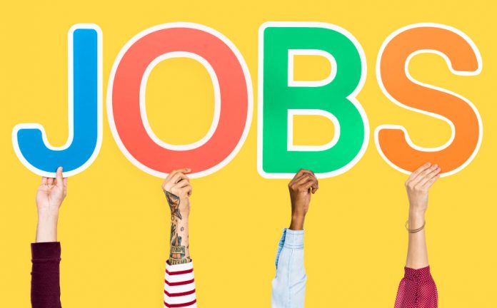 Avis de recrutement: Gestionnaires de la trésorerie, Informaticiens et des Électriciens