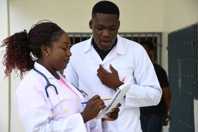 Recrutement de 02 stagiaires en biologie clinique