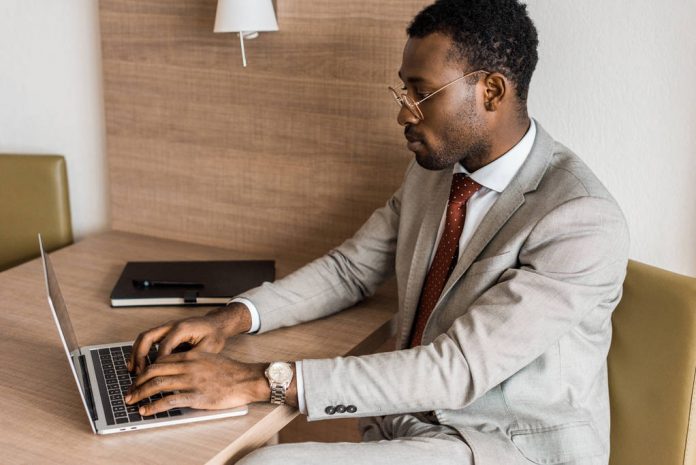 Avis de recrutement: responsable commercial