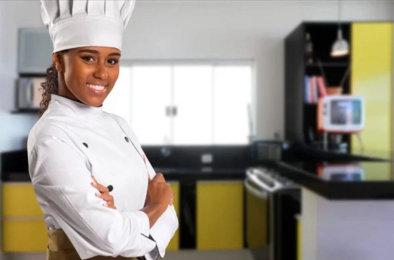 Offre d’emploi: 02 Cuisinières – Flore services sarl