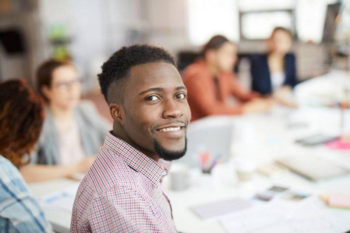 Avis de recrutement: stagiaire commercial