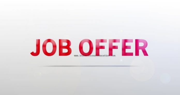 Job offer: Community Manager; Software developer ; Project manager