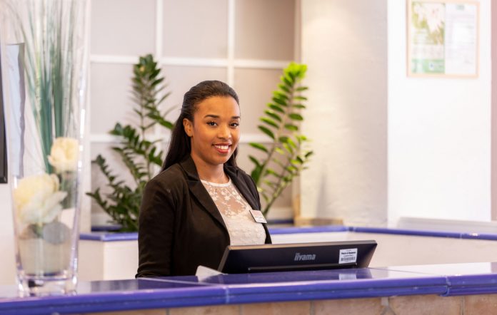 Avis de recrutement: Réceptionniste