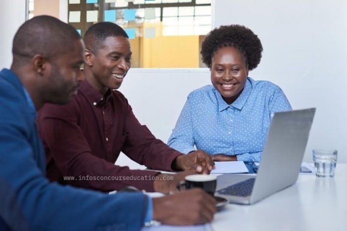 Avis de recrutement: 04 Comptables