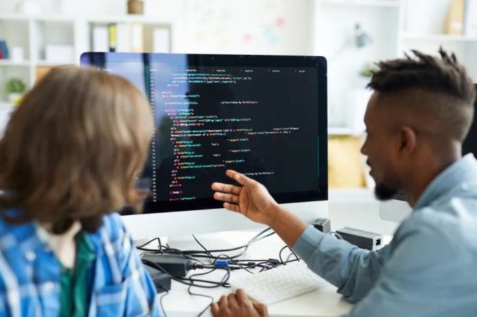 Avis de recrutement: informaticien concepteur - développeur