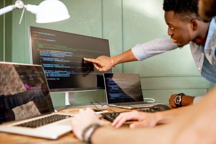 Offre d'emploi: Développeur full stack
