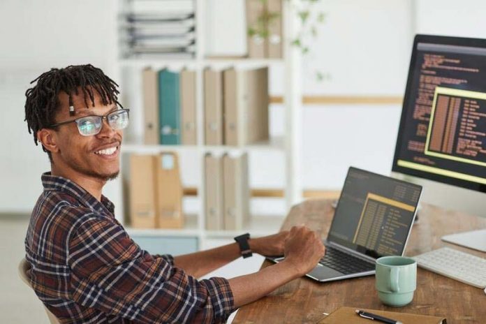 Offre d'emploi: Analyste-développeur Oracle Cloud