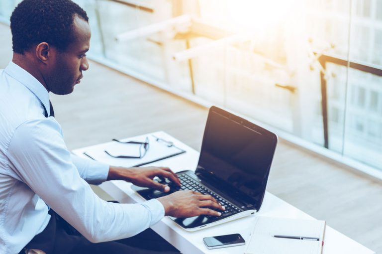 Avis de recrutement: Expert En Informatique Documentaire