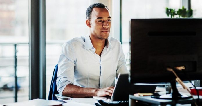 Job announcement: Credit Analyst Bilingual