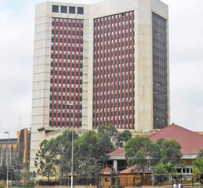 Statut national Etudiant-Entrepreneur des universités du Cameroun