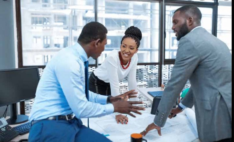 Recrutement: 03 Responsables du service client