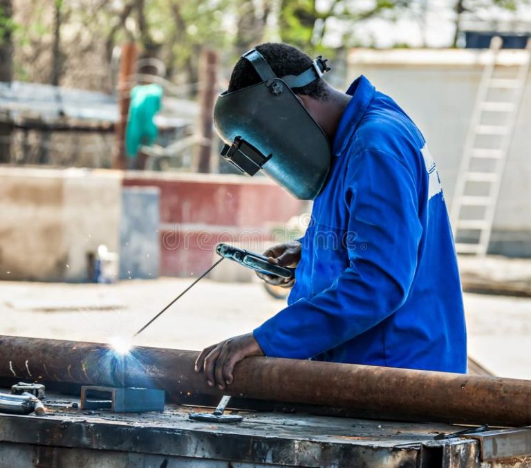 Avis de recrutement: Soudeur