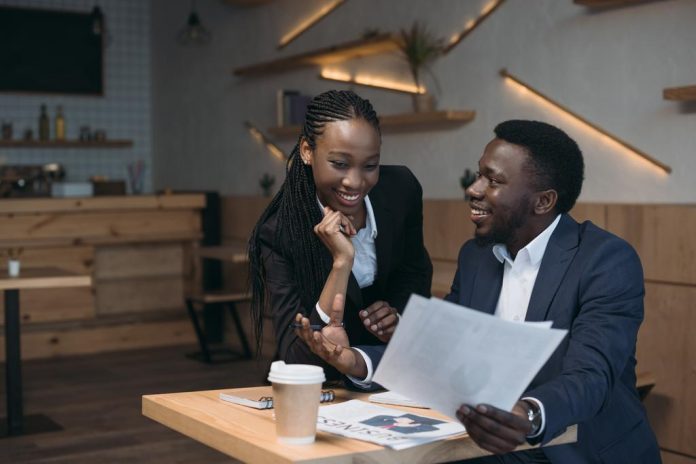 Recrutement: 09 Community Manager, Secrétaire de direction.