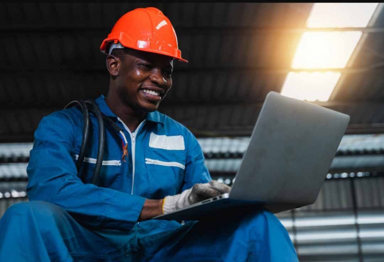 Offre d’emploi: Technicien de Maintenance – Engins…