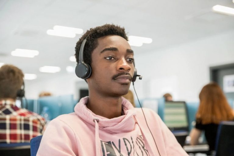 Avis de recrutement: Plusieurs Agents Téléconseillers