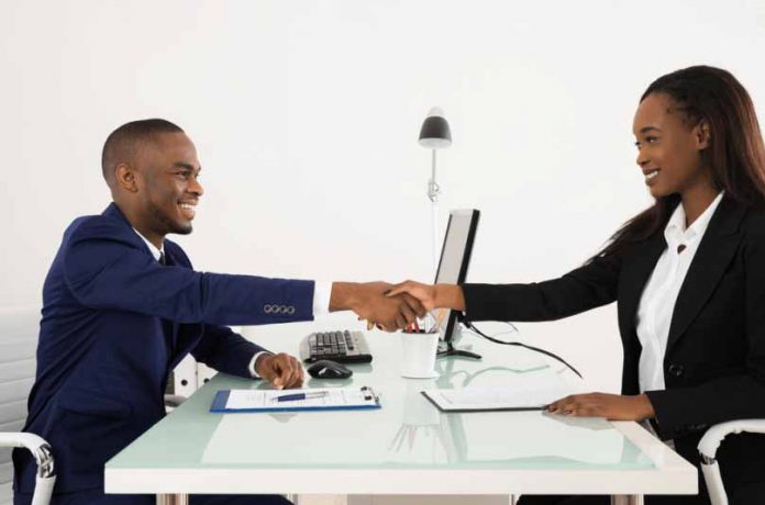 Offre d'emploi: chargés de clientèle en assistance technique