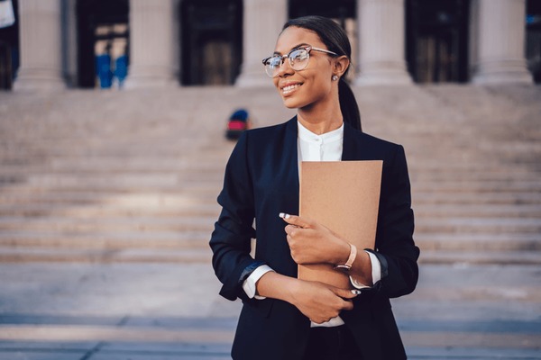 Avis de recrutement: Juriste | Infos Concours Education